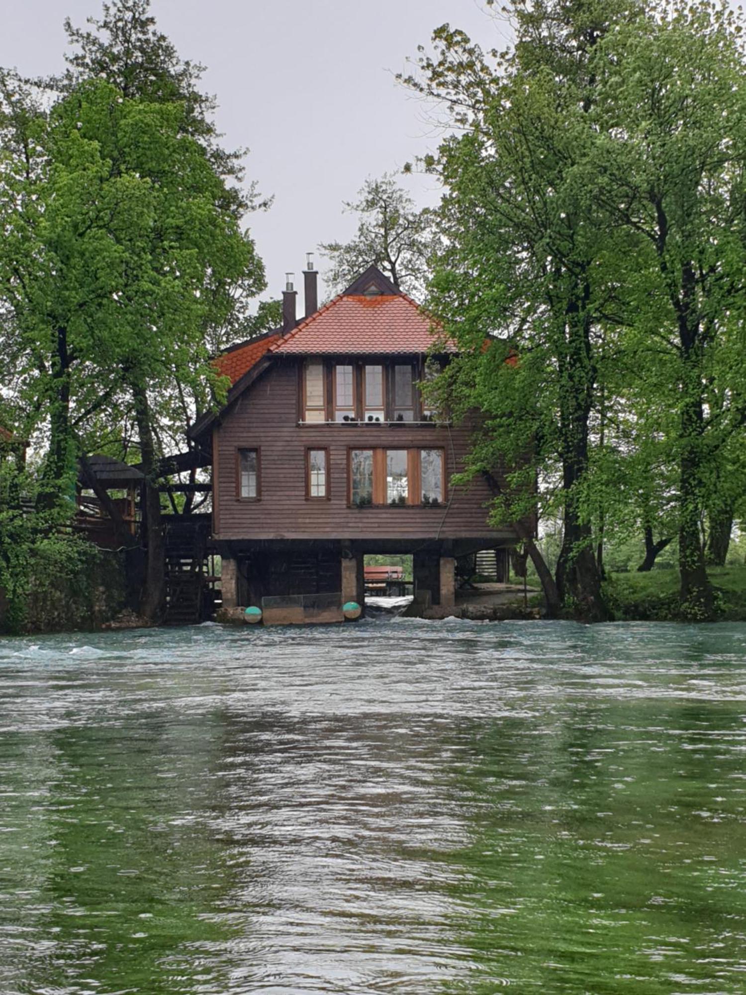 Apartments Mlin Bihać Eksteriør billede